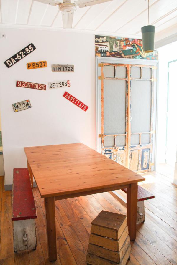 Alface Hall Hostel & Bar Lissabon Buitenkant foto