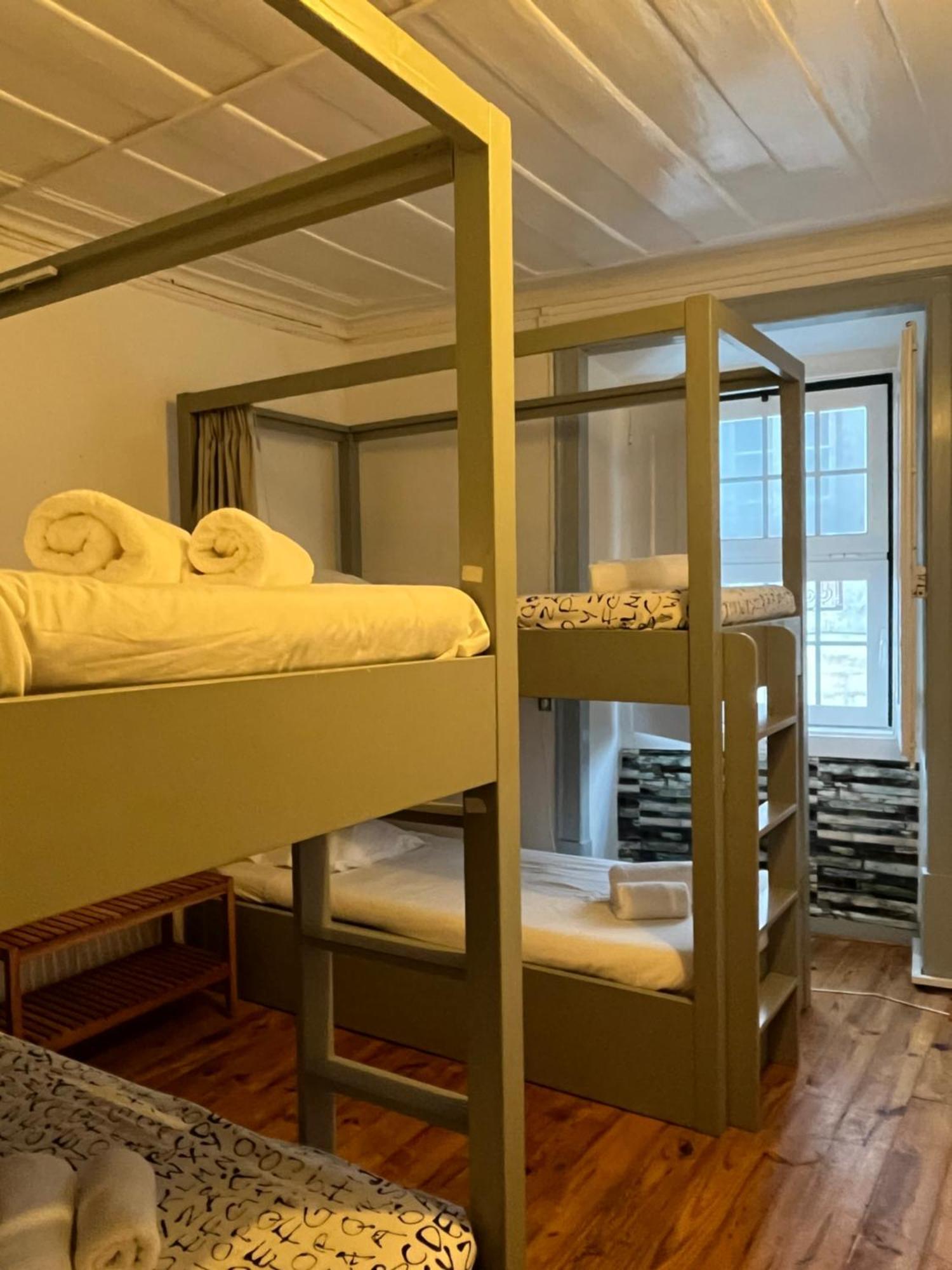 Alface Hall Hostel & Bar Lissabon Buitenkant foto