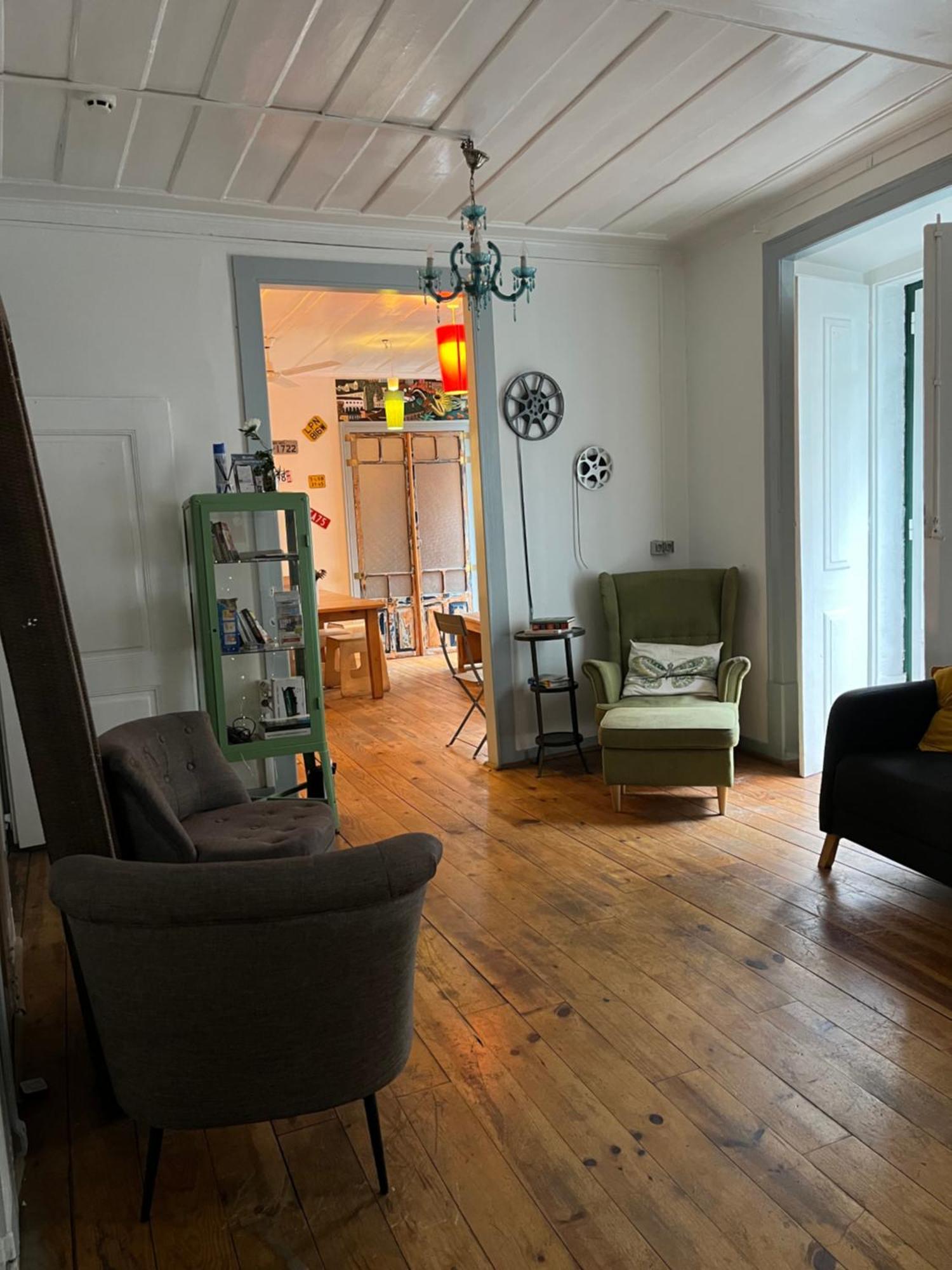 Alface Hall Hostel & Bar Lissabon Buitenkant foto
