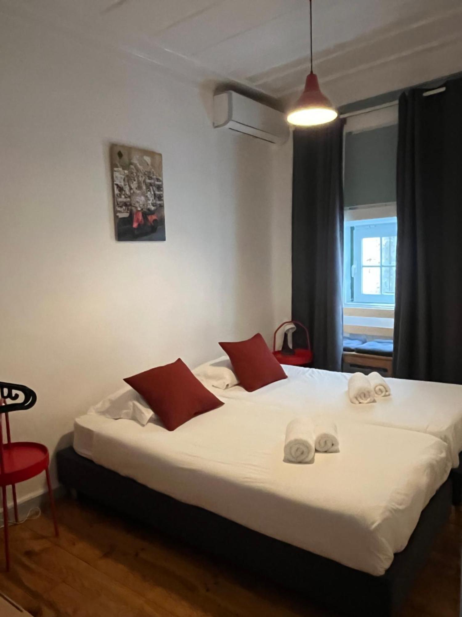 Alface Hall Hostel & Bar Lissabon Buitenkant foto