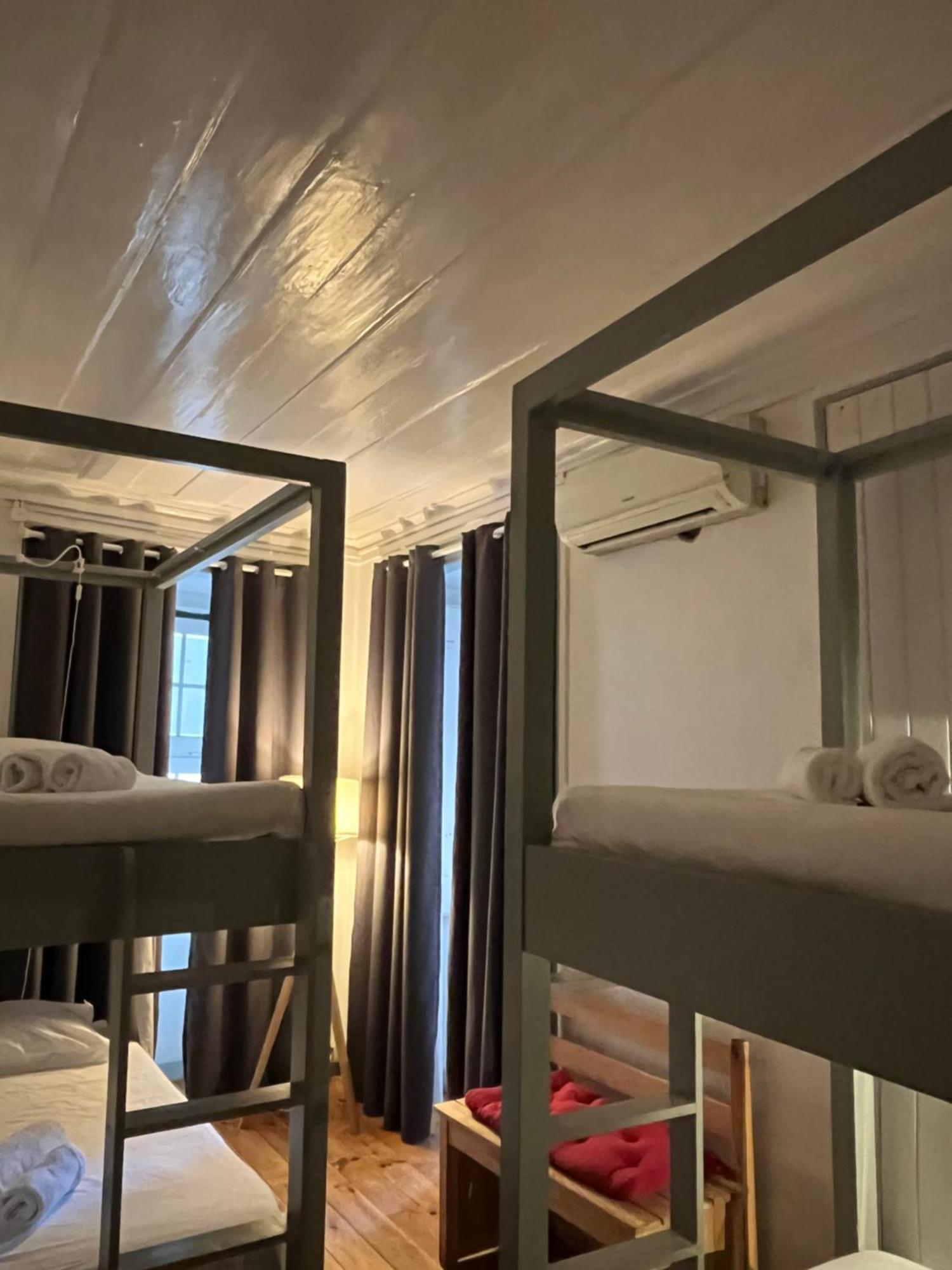 Alface Hall Hostel & Bar Lissabon Buitenkant foto
