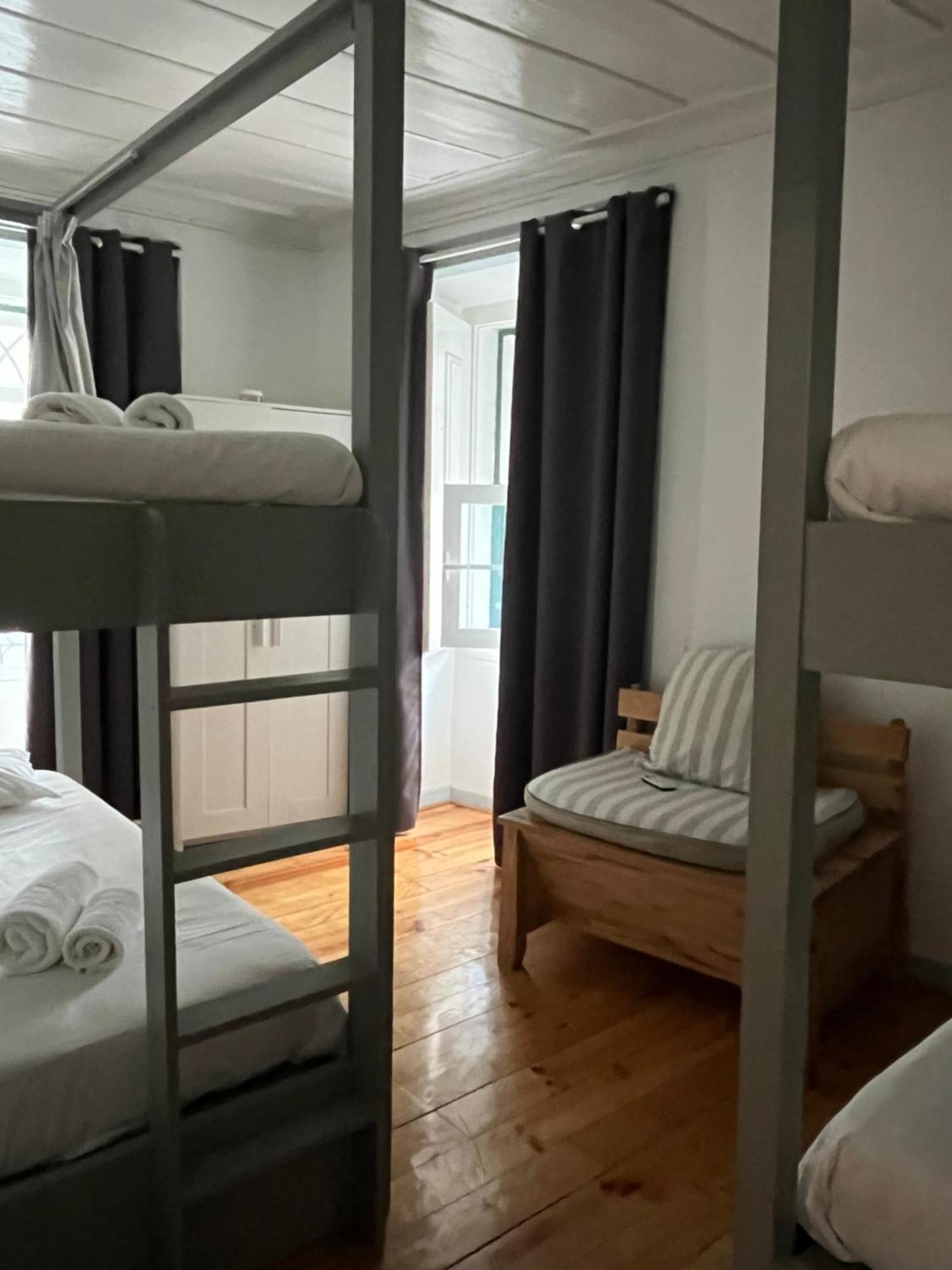 Alface Hall Hostel & Bar Lissabon Buitenkant foto