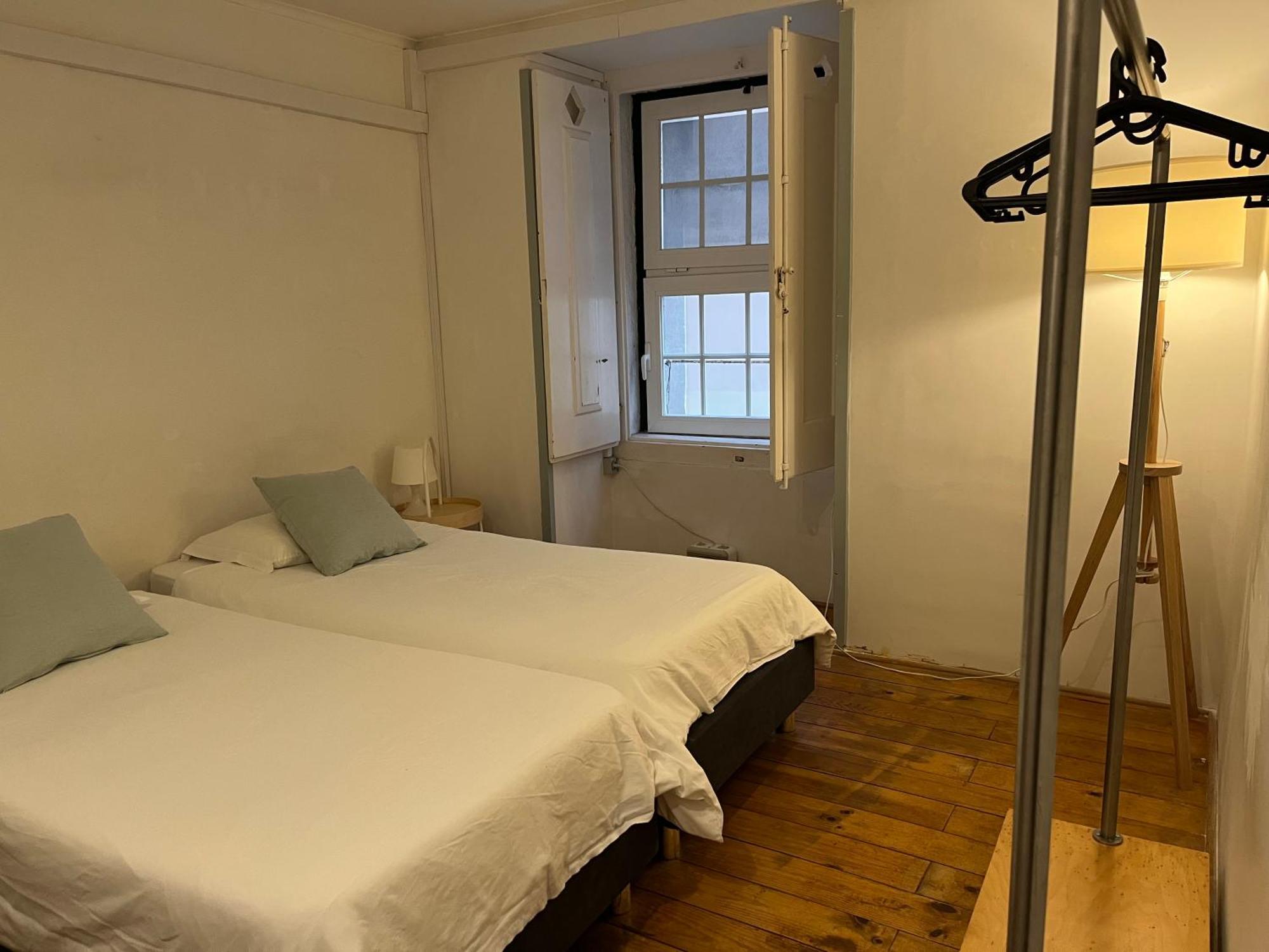 Alface Hall Hostel & Bar Lissabon Buitenkant foto